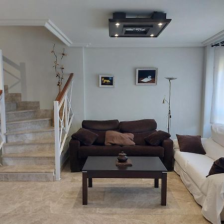 Chalet Urbano En Salamanca Санта Марта де Тормес Екстериор снимка